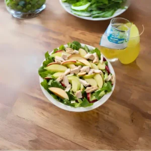 Ensalada de Pollo, Manzana y Queso Gouda