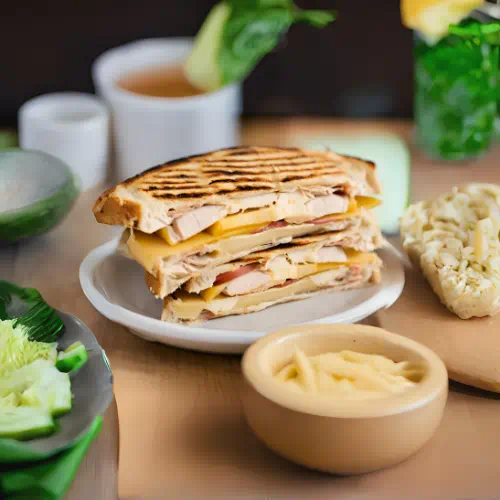 Panini de Pollo y Queso Gouda